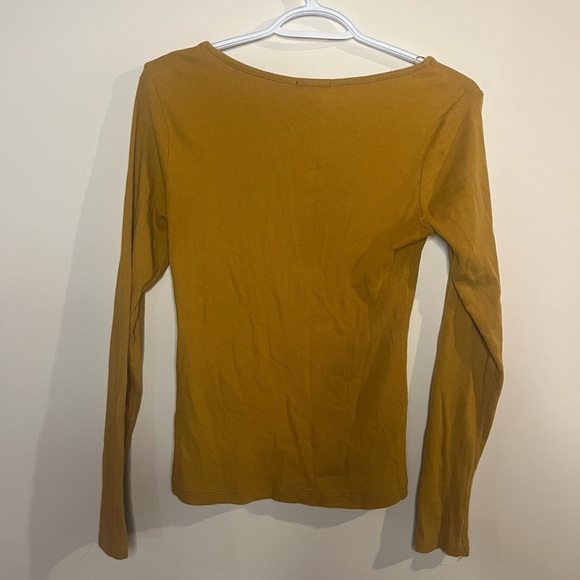 Women’s U2B long sleeve - Picture 2 of 3